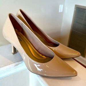 Comfort Plus by Predictions Nude Color Heels